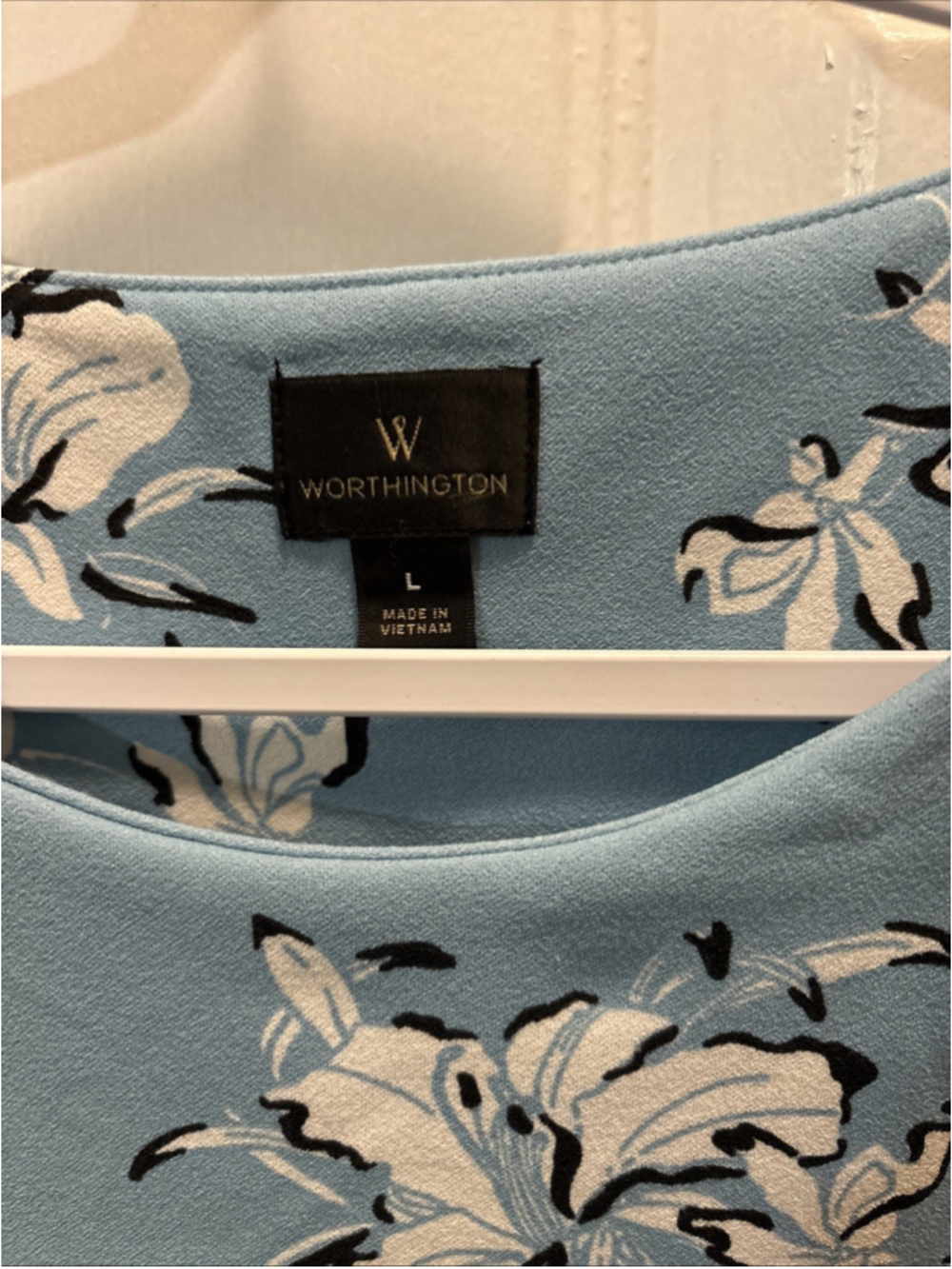 Worthington Navy Blue And White Floral Short Sleeve Shirt With A Tie Size Large - Picture 3 of 8